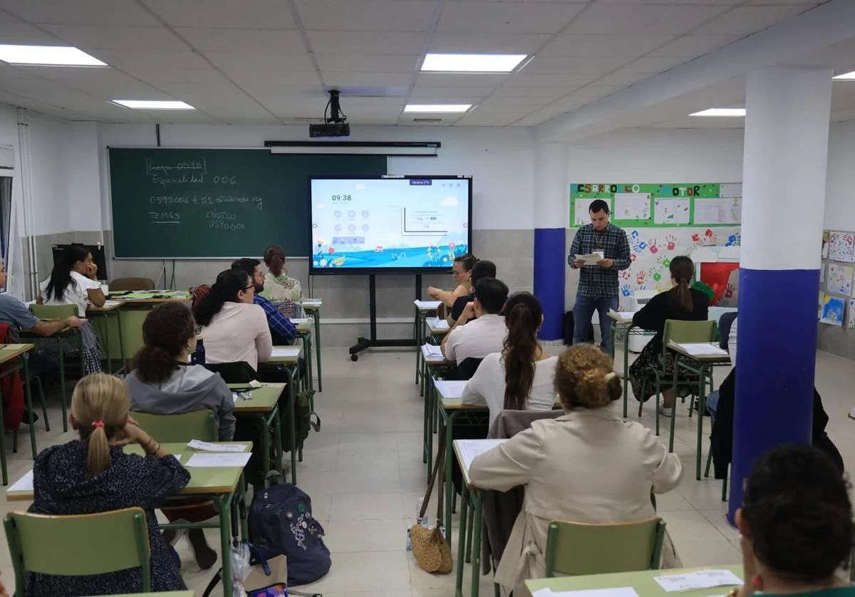 Examen de oposición para optar a una plaza de profesor de Secundaria en Asturias.