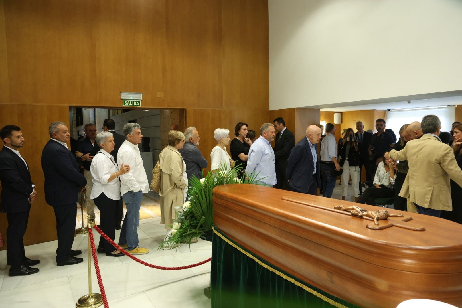 Asturias despide a Antonio Trevín