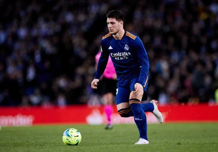 El Real Oviedo enfría la llegada de Jovic