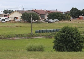 Viviendas en Monteana, una de las parroquias afectadas por los robos.
