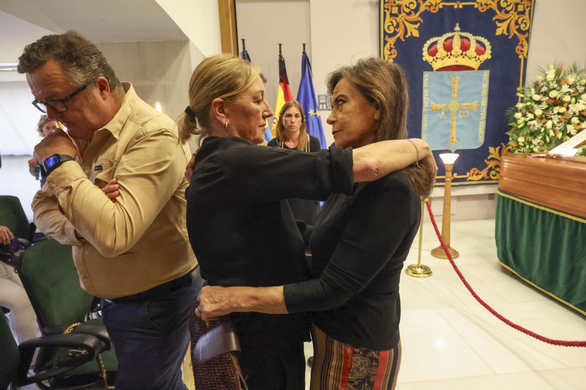 Asturias despide a Antonio Trevín