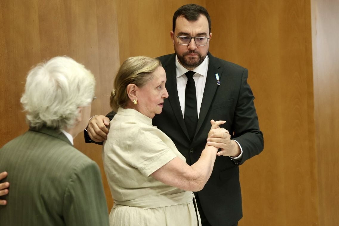 Asturias despide a Antonio Trevín