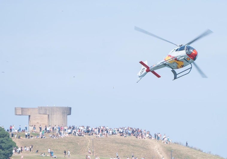 Máxima expectación en los primeros entrenamientos del Festival Aéreo de Gijón