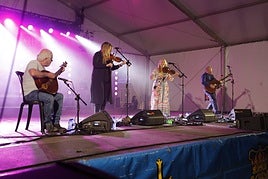 Los irlandeses Altan congregaron ayer a mucho público.