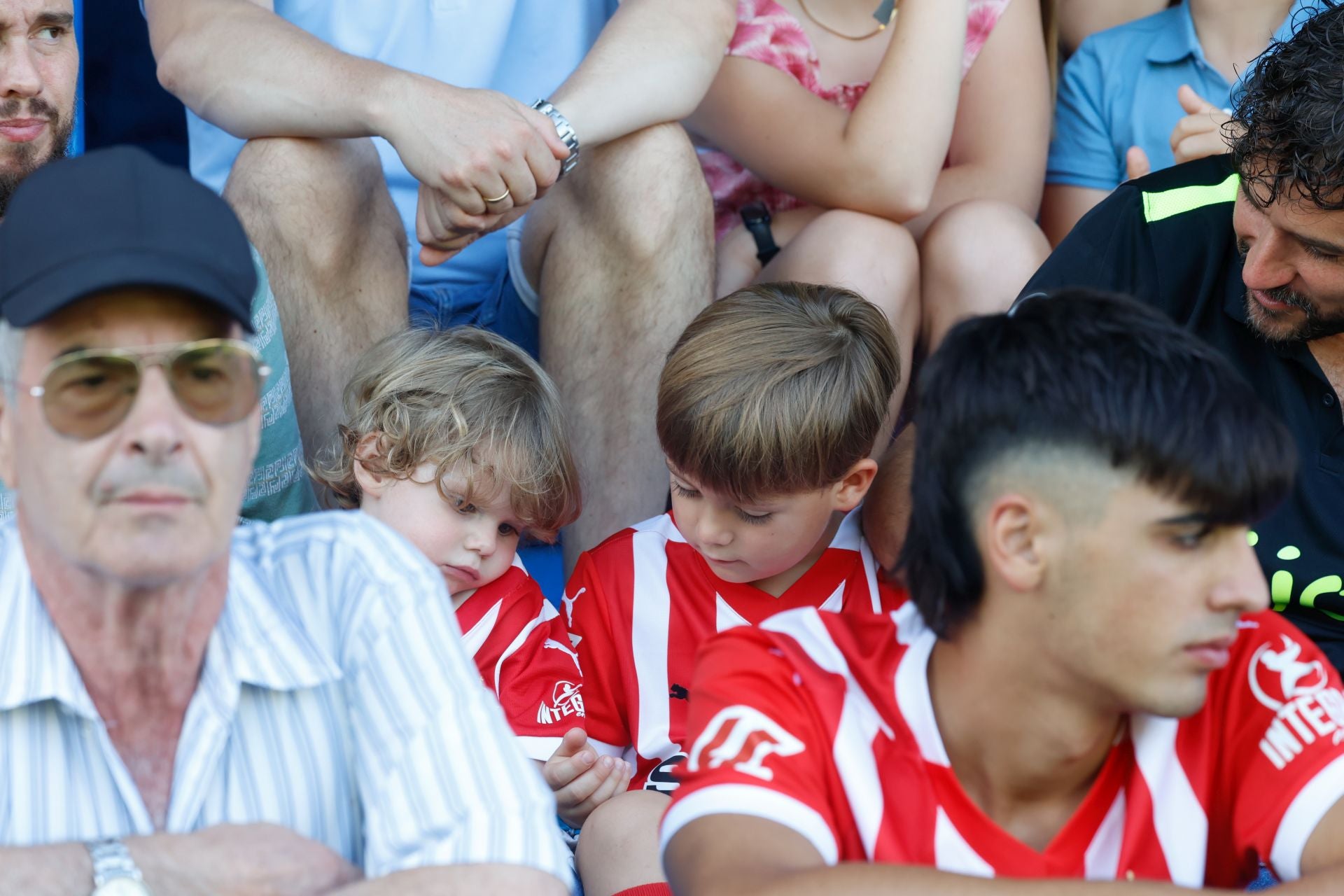 ¿Estuviste en el Sporting de Gijón - Racing de Santander? ¡Búscate!
