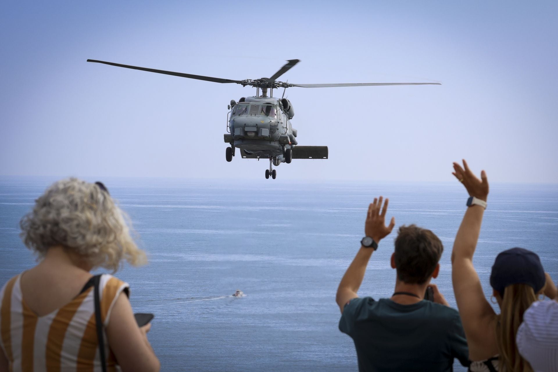 Todo listo para el Festival Aéreo de Gijón: las mejores fotos del último ensayo