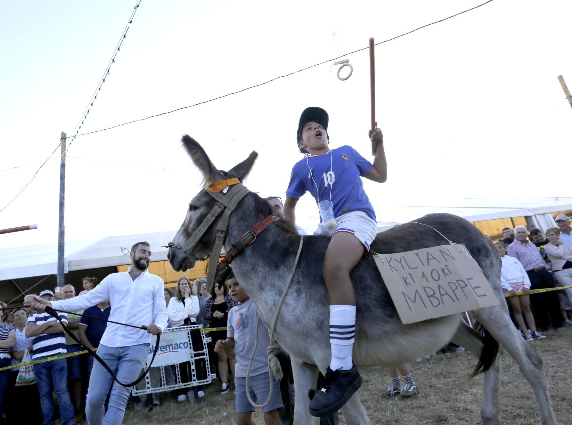 Desfile Folclórico de Burros en Pañeda