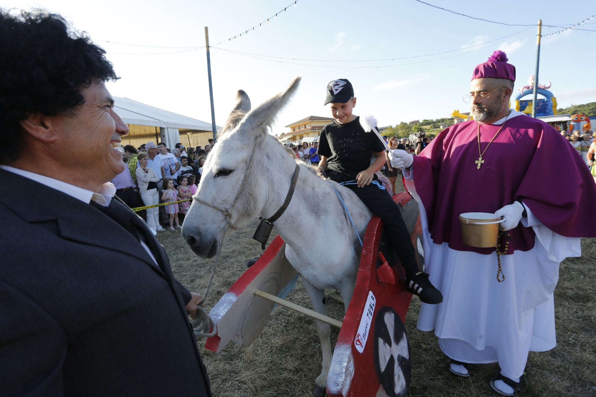 Desfile Folclórico de Burros en Pañeda