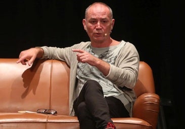 Llanto y shock en toda Asturias por la muerte de Xuan Bello: «Él convertía lo pequeño en universal»