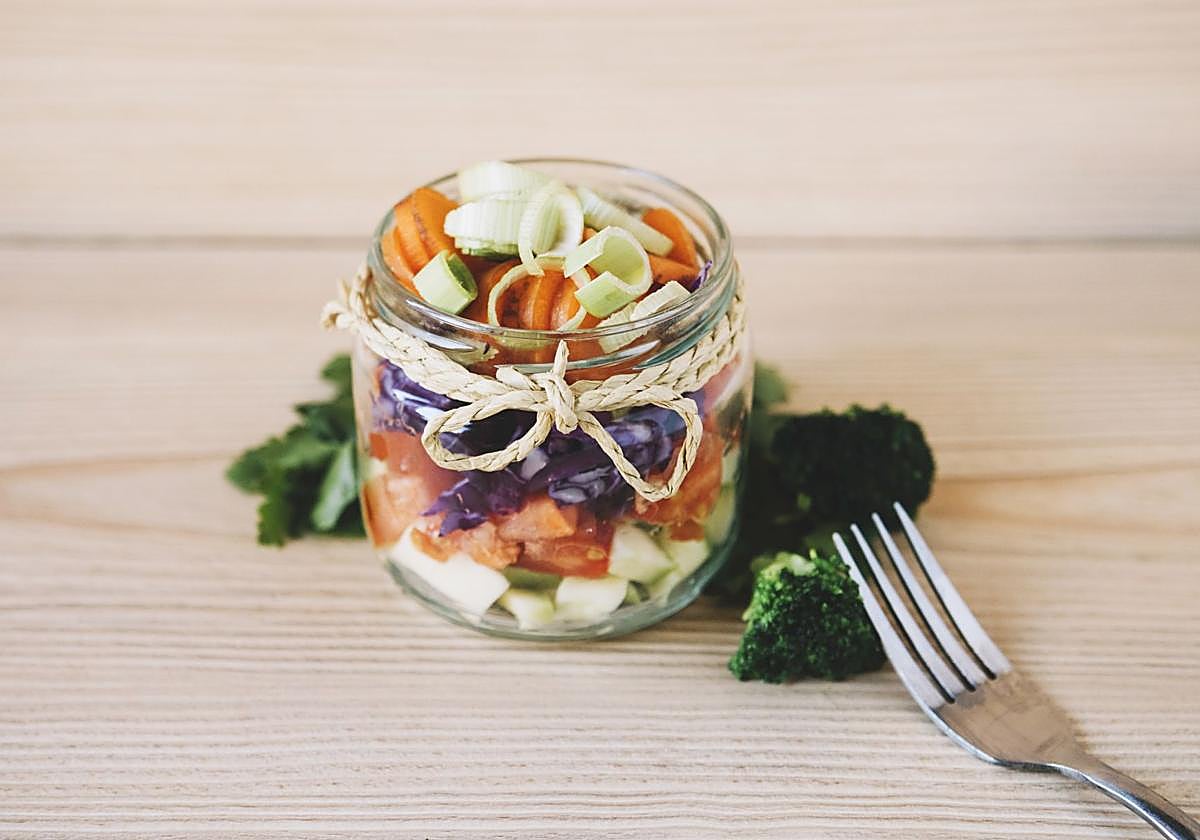 Ensaladas verticales: te enseñamos a prepararlas de forma rápida y sencilla