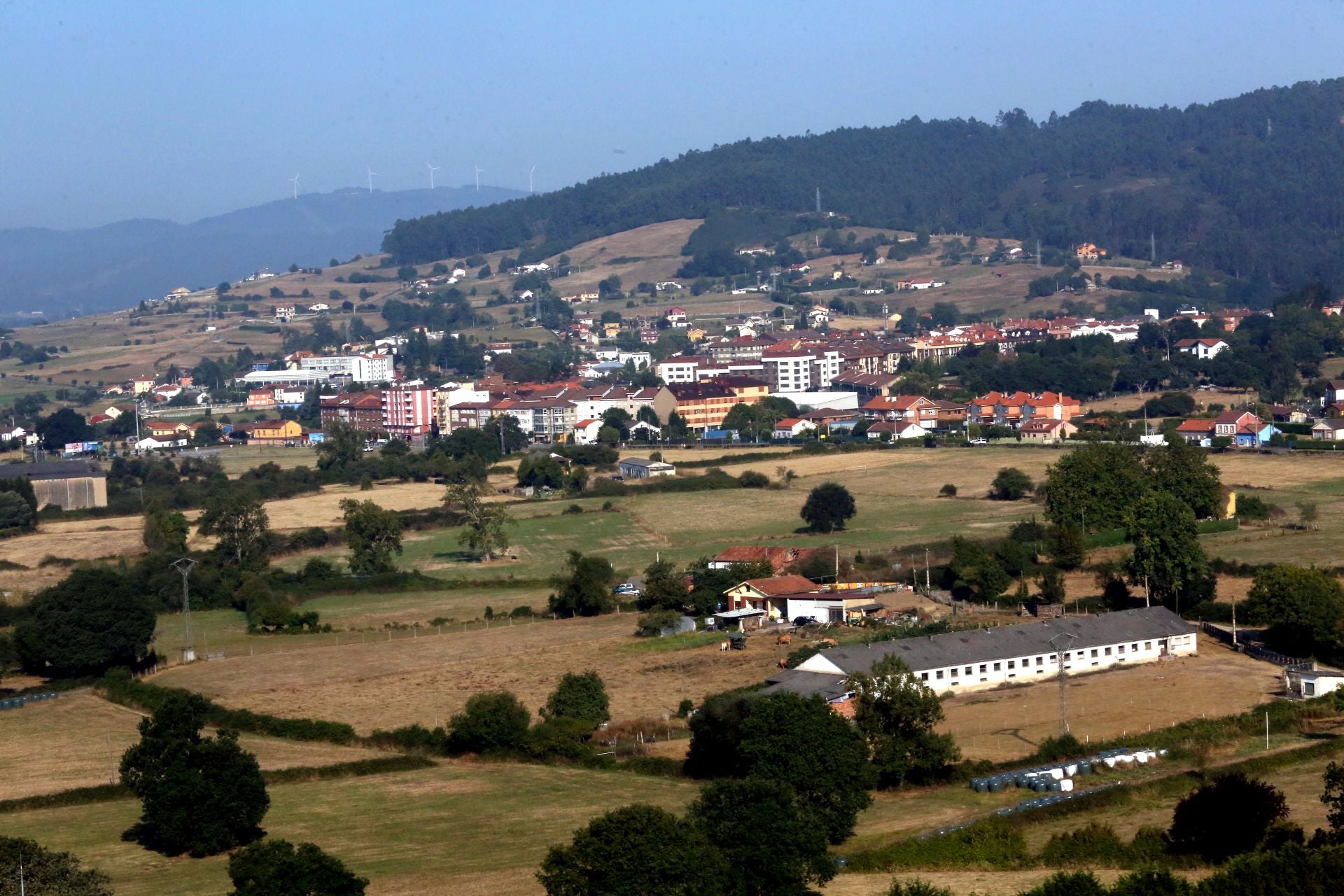 Así se ve Oviedo desde el helicóptero de la Policía Nacional