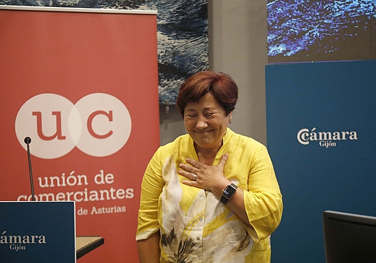 Agradecimiento. Dijo que no iba a llorar, pero la emoción y las lágrimas brotaron de los ojos de Carmen Moreno.