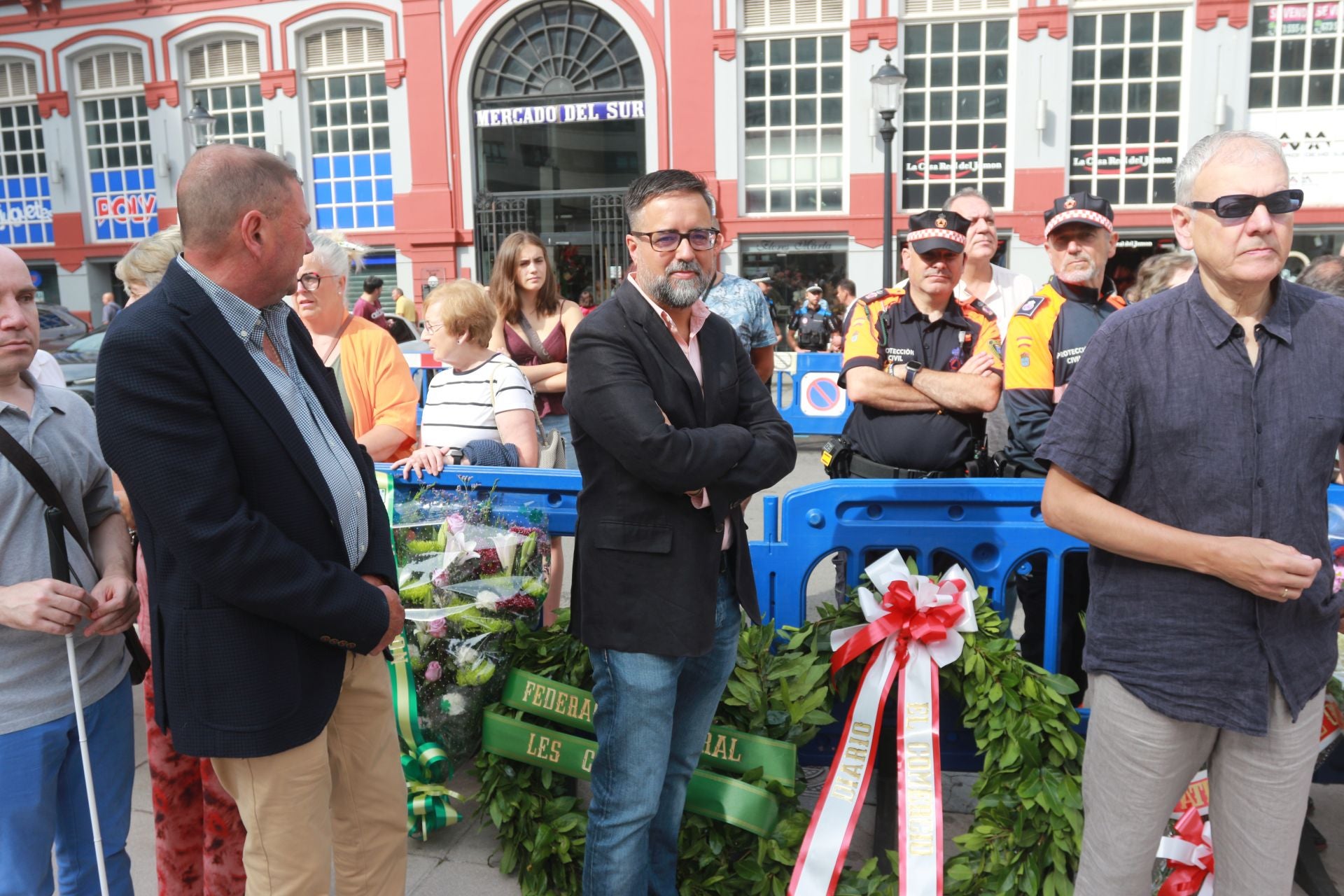 Así ha sido la ofrenda floral a Jovellanos en Gijón