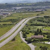 Terrenos de la ZALIA, en San Andrés de los Tacones, vistos desde el Monte Areo.