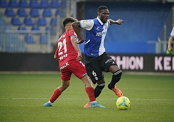 Lasha Odisharia, en un partido con el Alavés.
