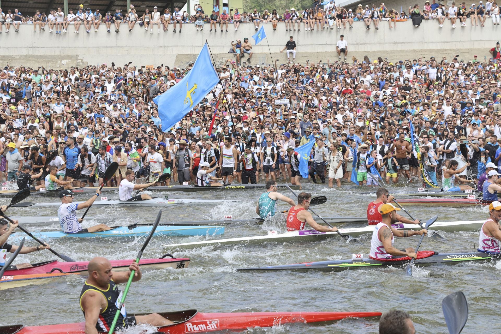 Descenso del Sella: las mejores fotos de la Fiesta de les Piragües