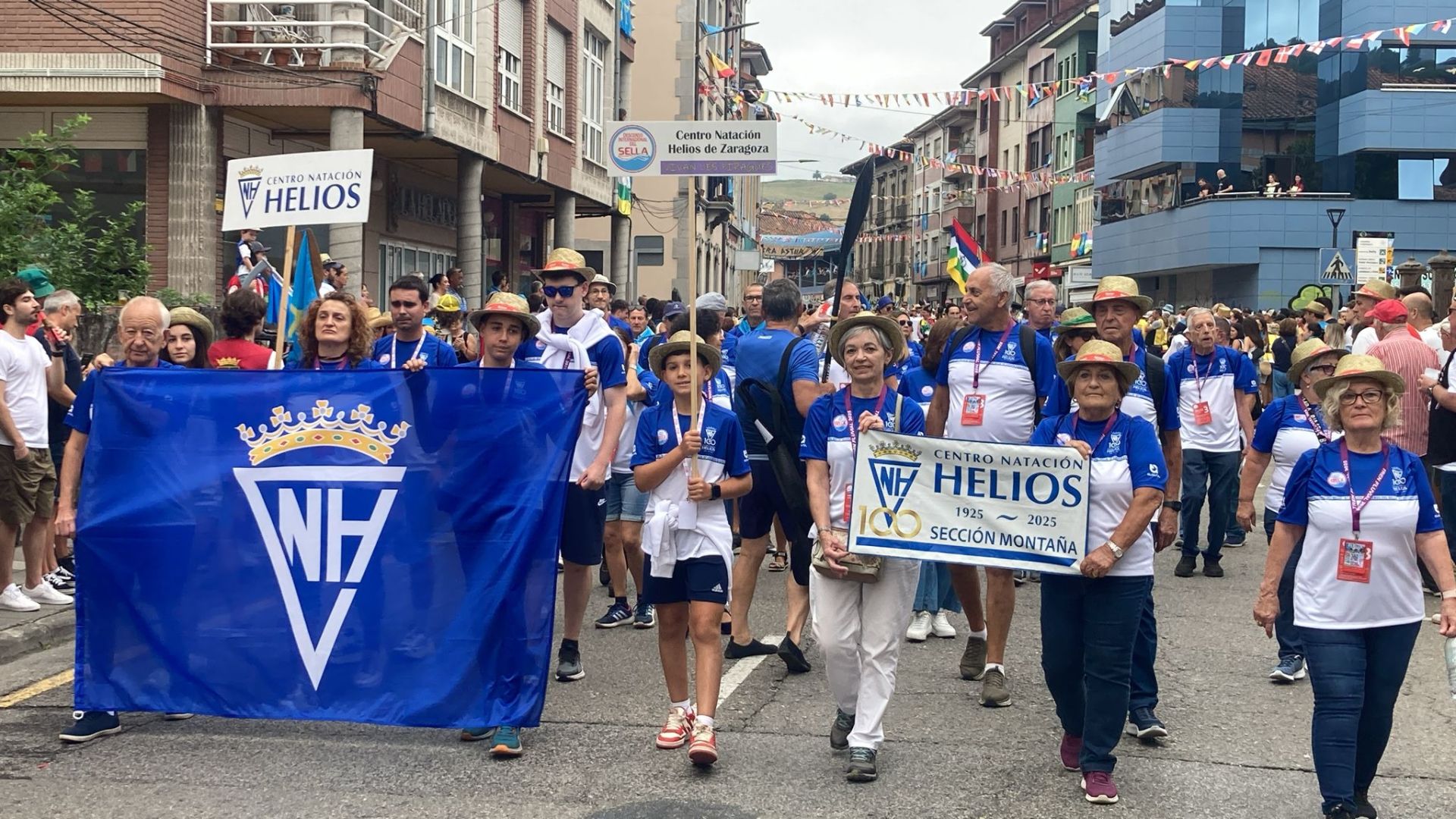 Así fue el desfile del Descenso del Sella 2025. ¡Búscate en las fotos!