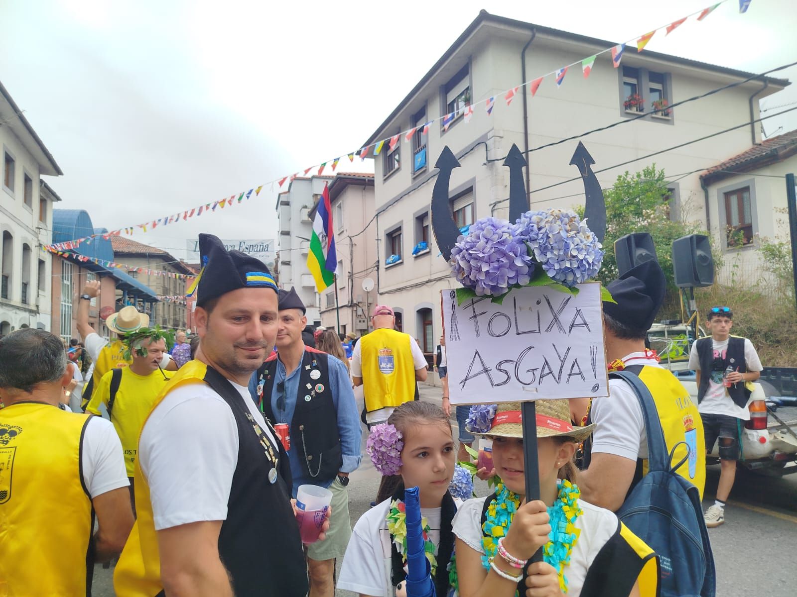 Así fue el desfile del Descenso del Sella 2025. ¡Búscate en las fotos!