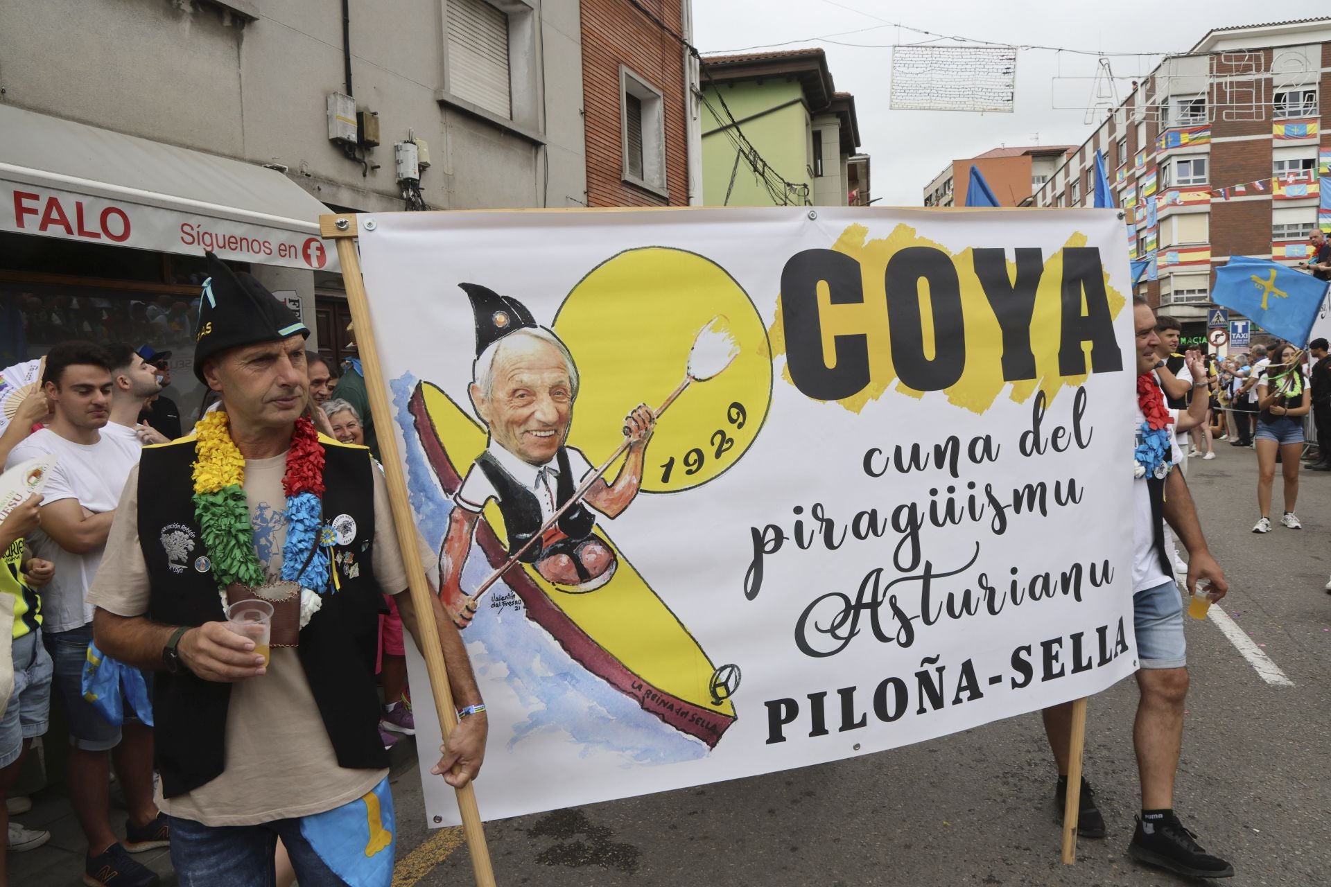 Así fue el desfile del Descenso del Sella 2025. ¡Búscate en las fotos!