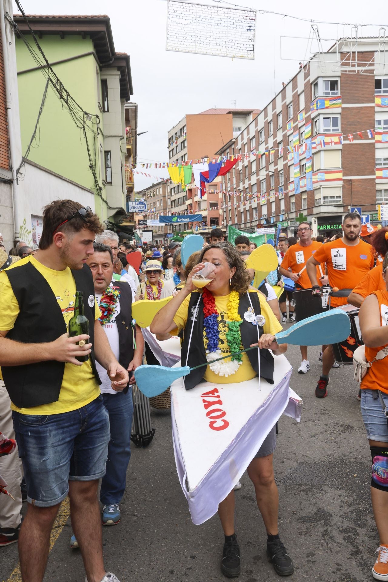 Así fue el desfile del Descenso del Sella 2025. ¡Búscate en las fotos!