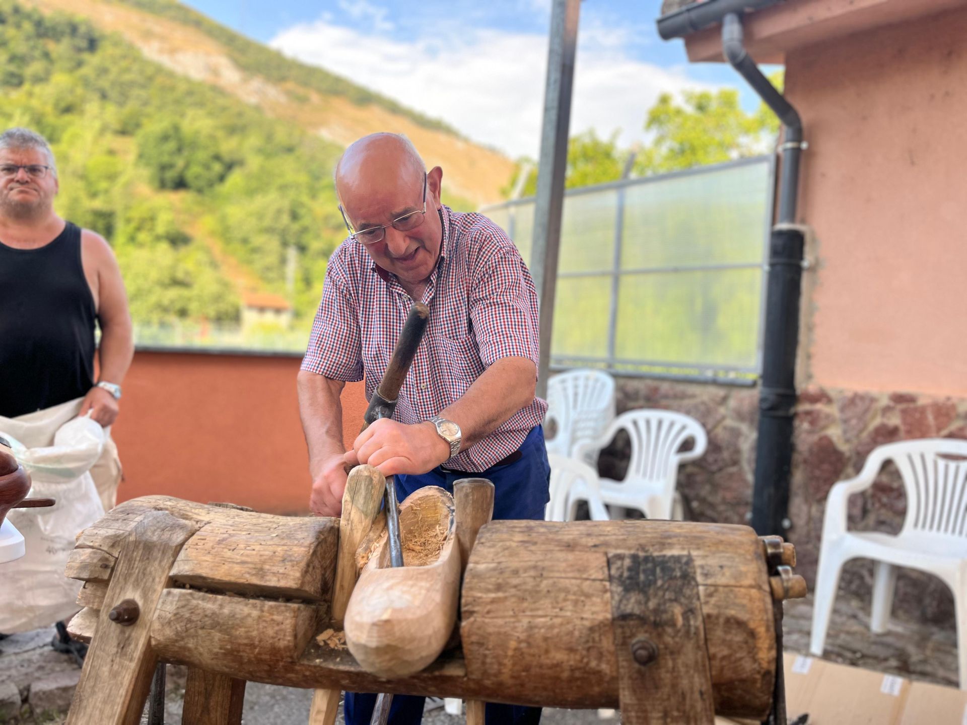 V Carrera de Madreñes en Caso