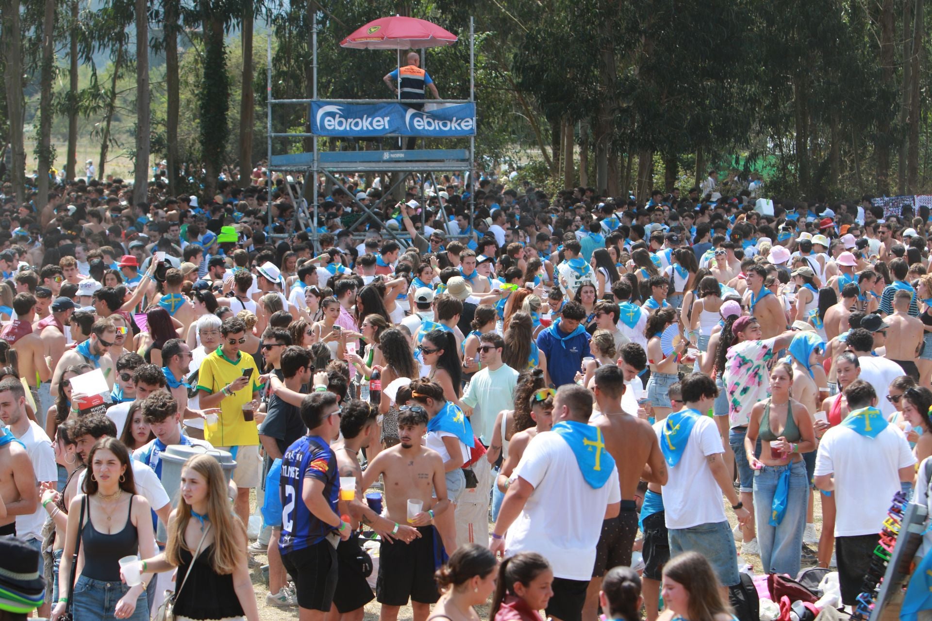 ¿Estuviste en el Xiringüelu de Pravia? ¡Búscate en las fotos!