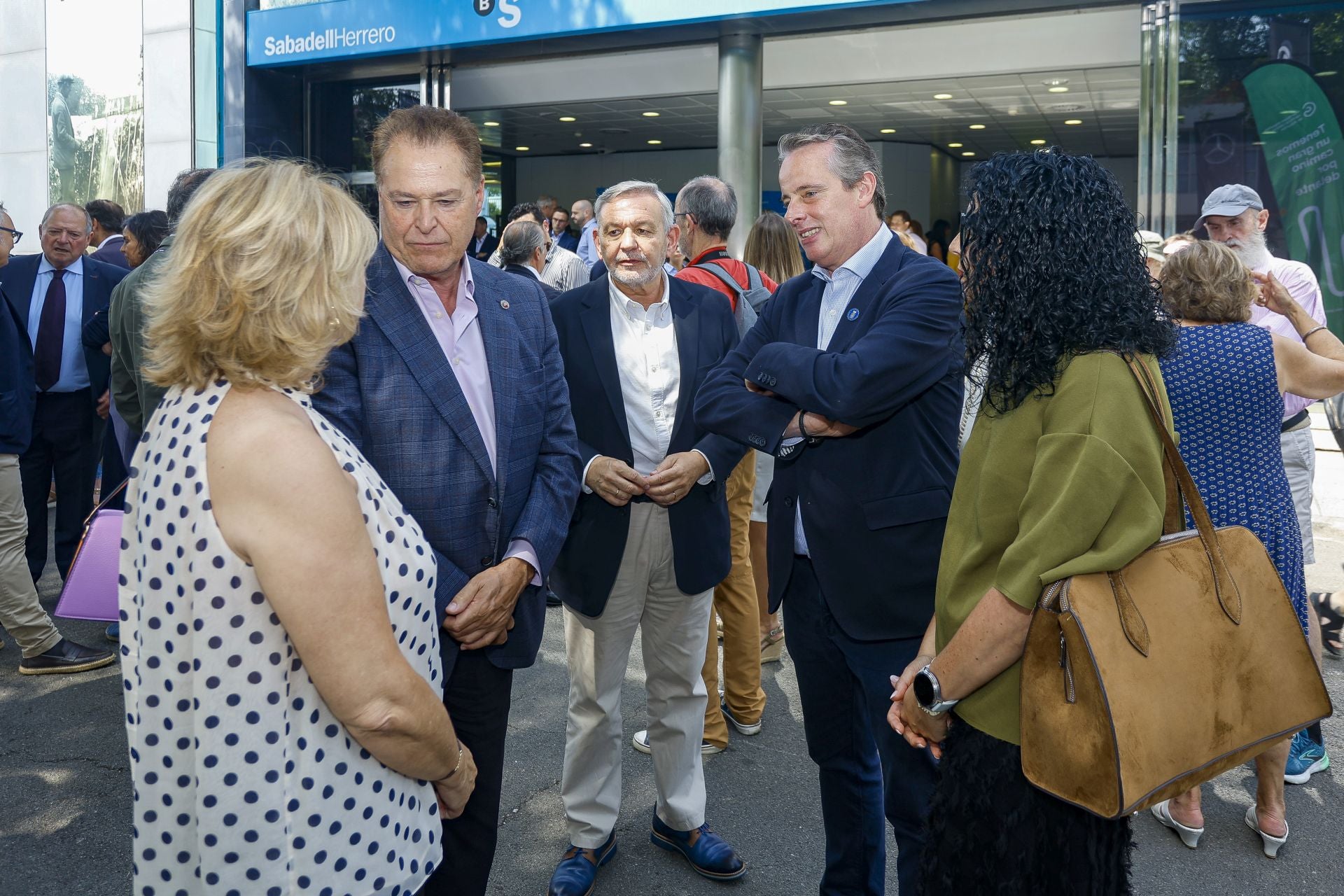 Sidra y mucho ambiente este lunes en la Feria de Muestras de Gijón