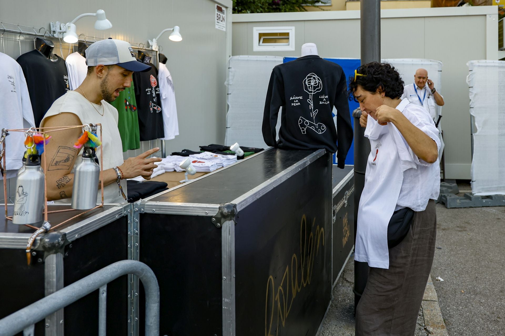 Luanco se entrega a Rozalén