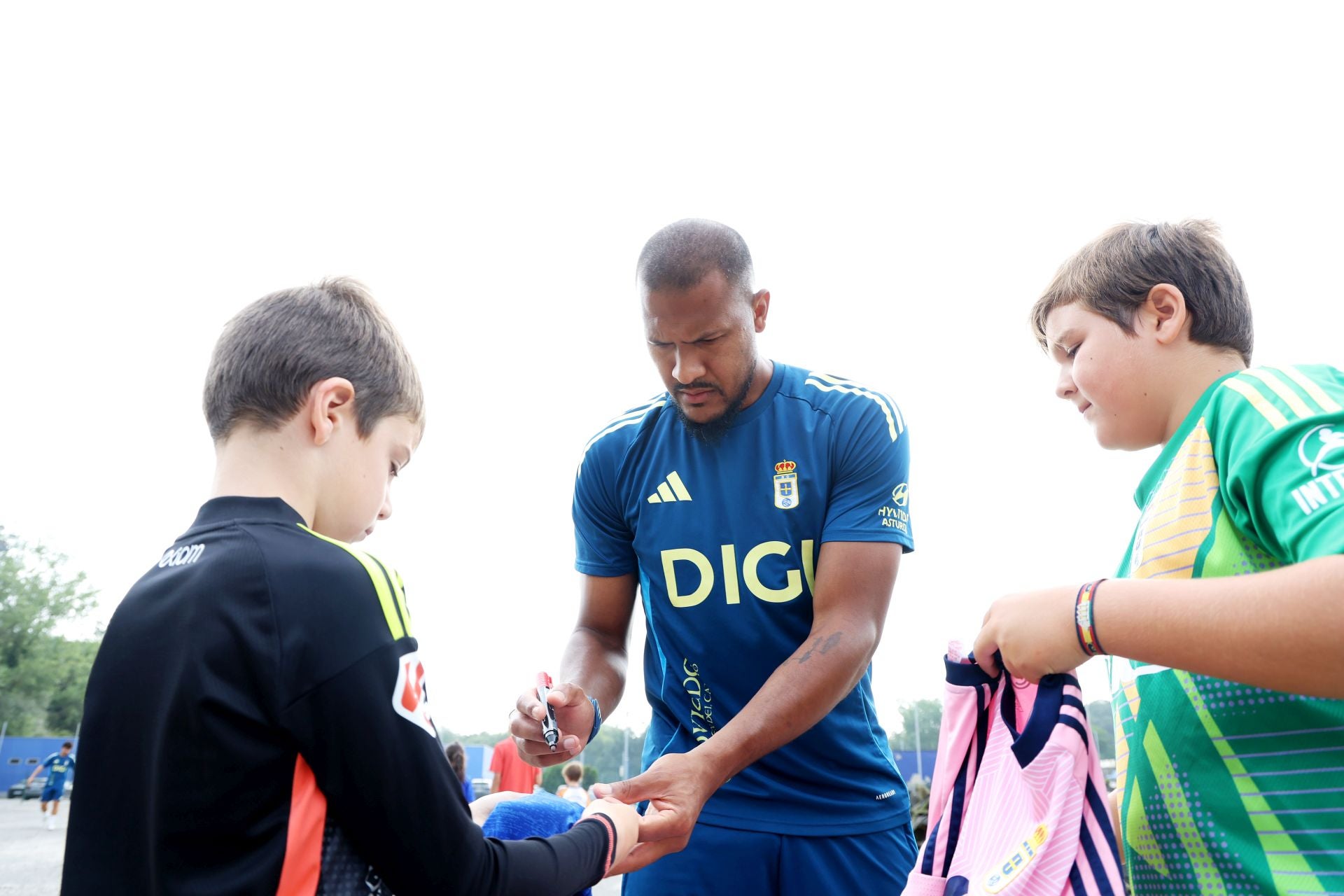 El entrenamiento del Real Oviedo de este martes, 12 de agosto, en fotos