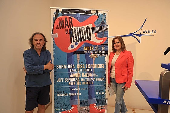 El promotor musical Béznar Arias con la concejala de Festejos, Yolanda Alonso.