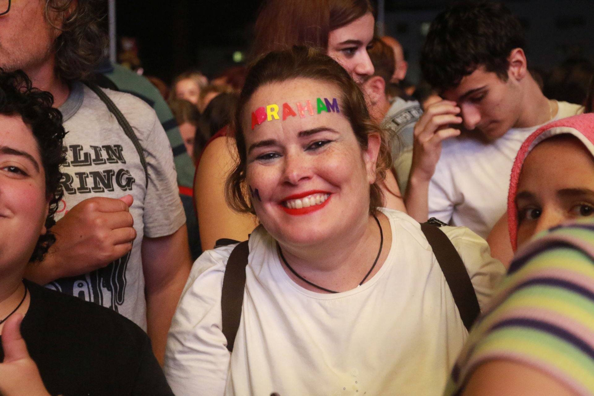 Abraham Mateo ilumina el escenario de Poniente, en Gijón