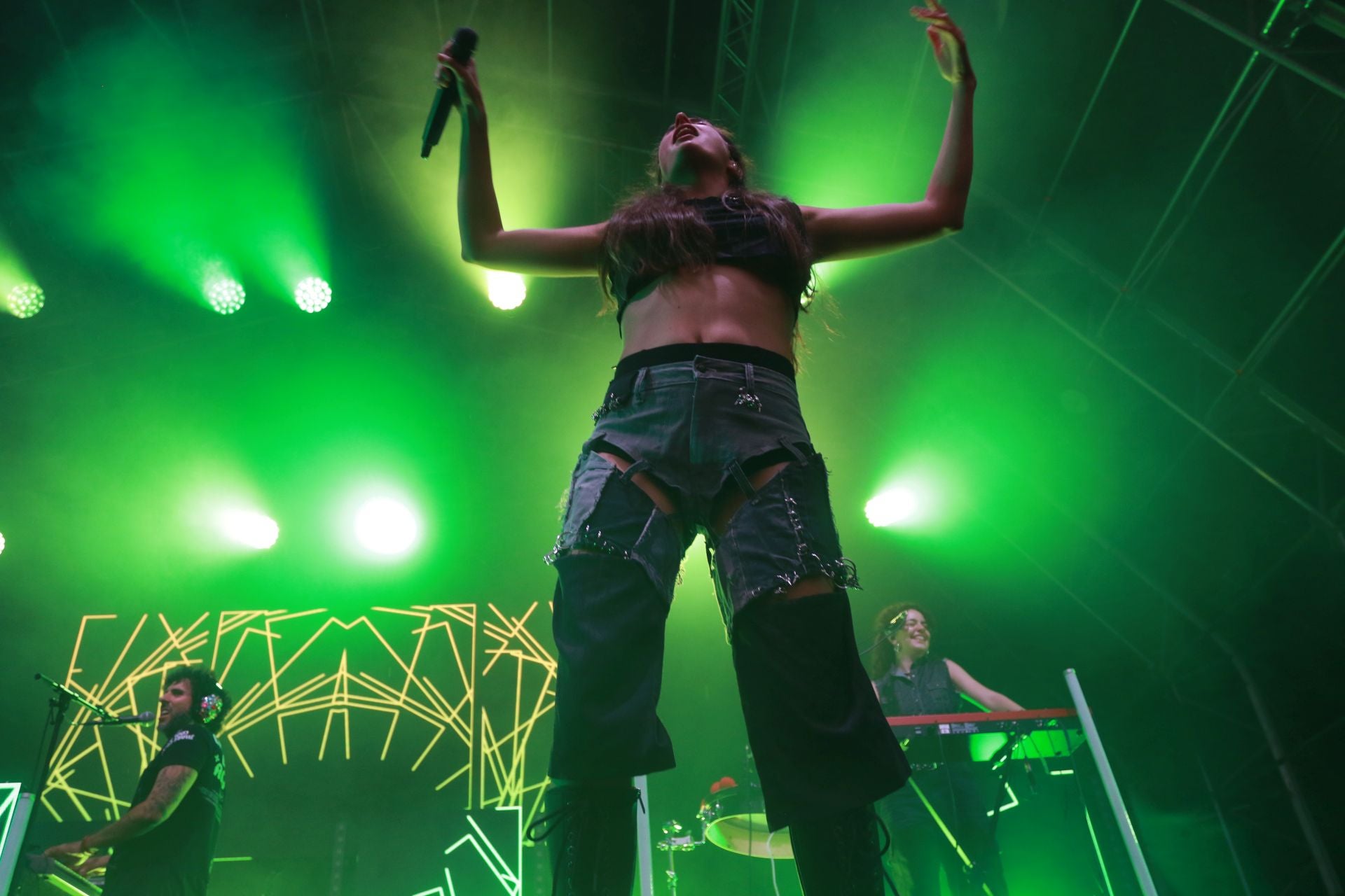 Delaporte vence a la lluvia en la plaza Mayor de Gijón