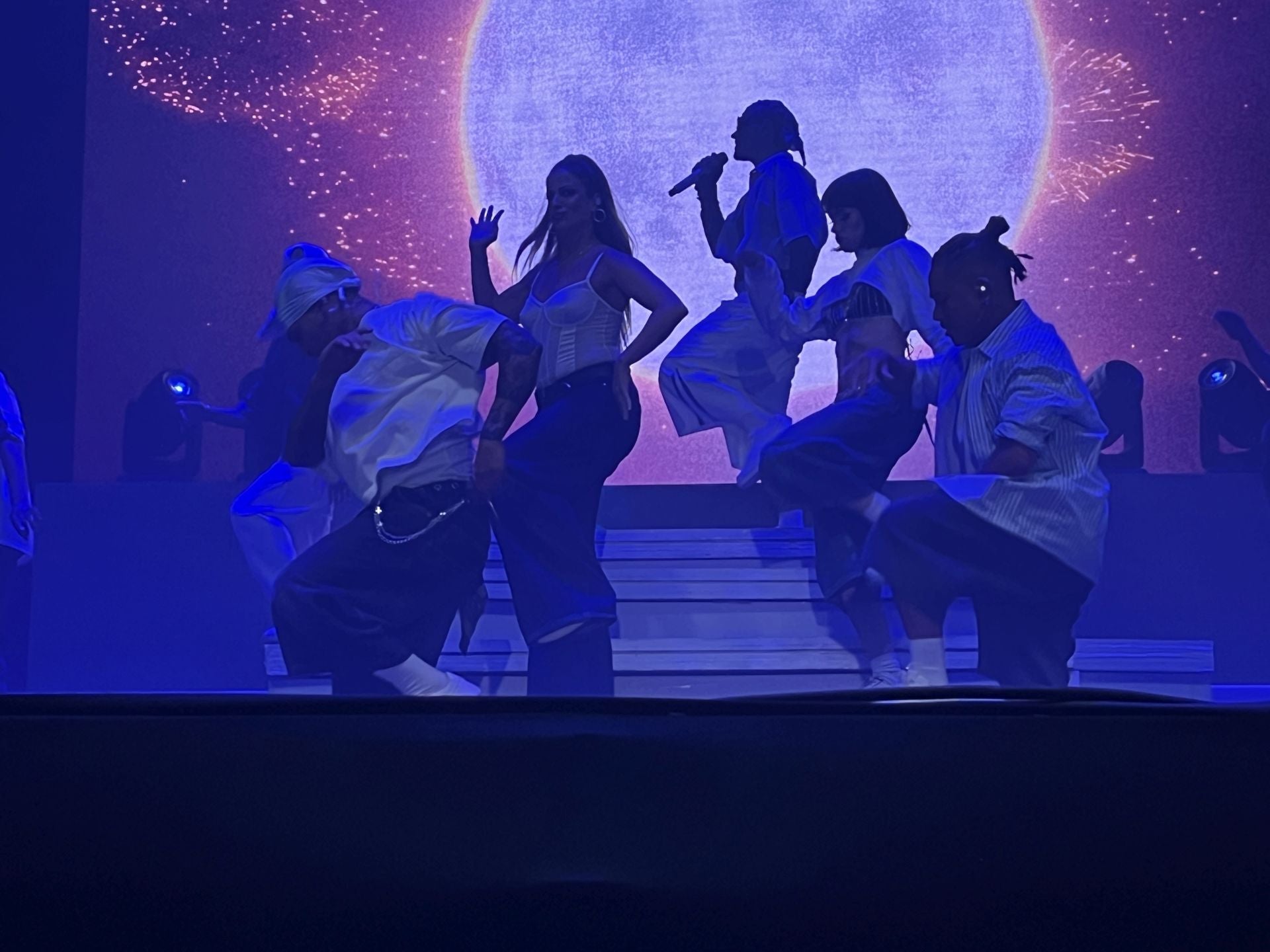 Abraham Mateo ilumina el escenario de Poniente, en Gijón