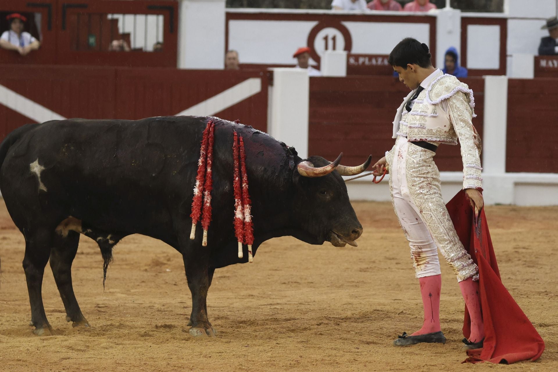 La primera corrida de la Feria de Begoña en imágenes
