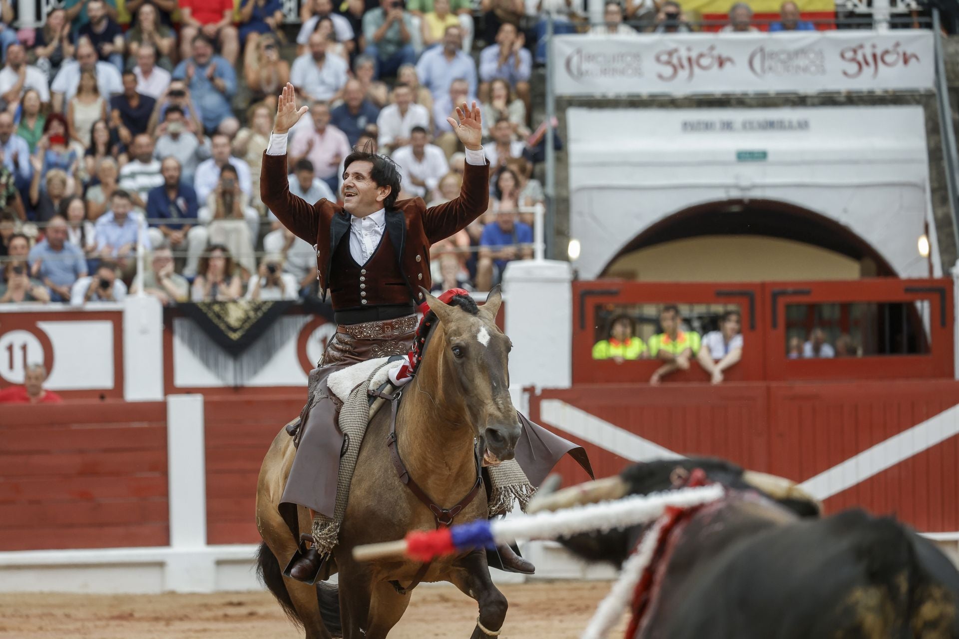 Tarde de rejones en la Feria taurina de Begoña en Gijón