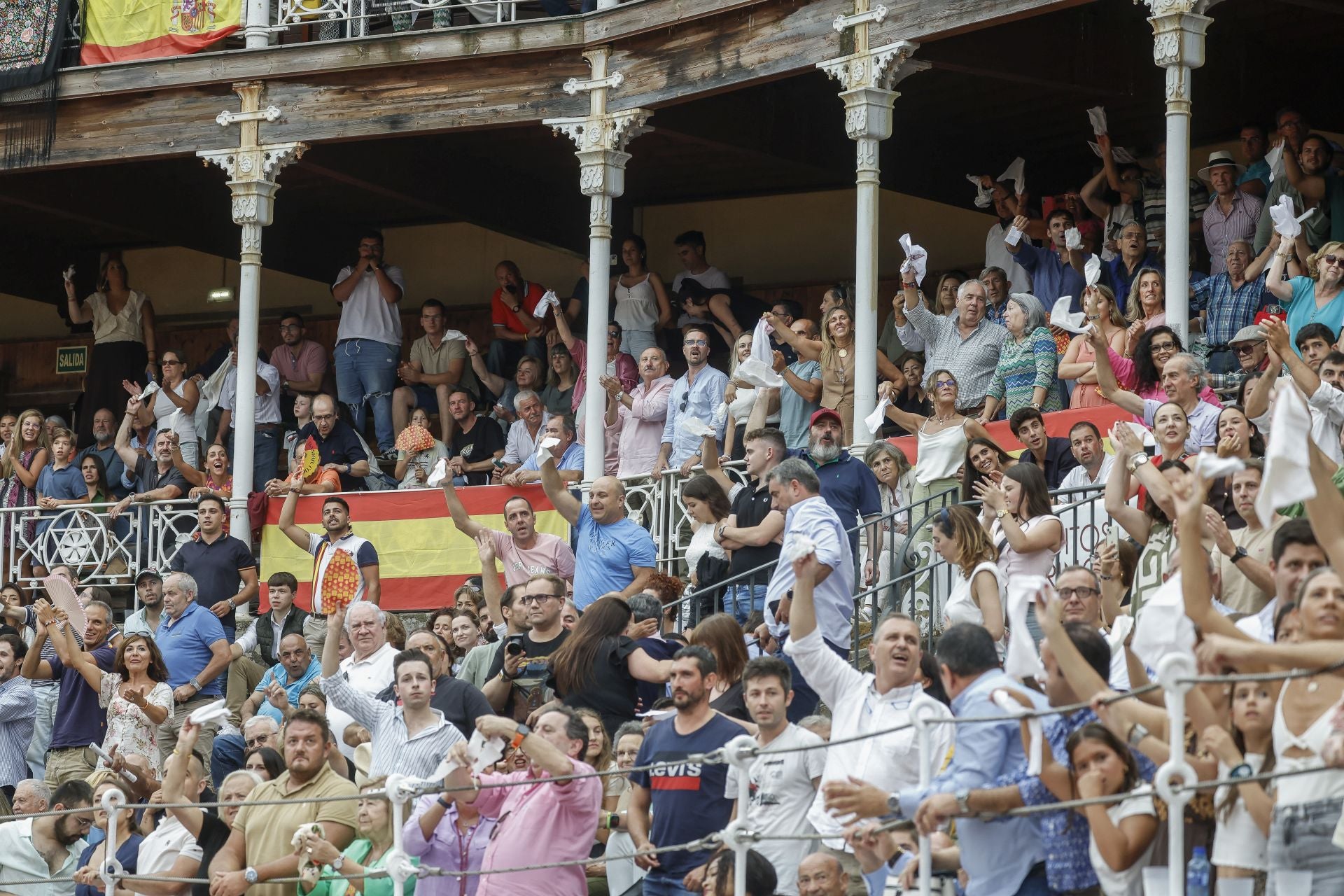 Tarde de rejones en la Feria taurina de Begoña en Gijón