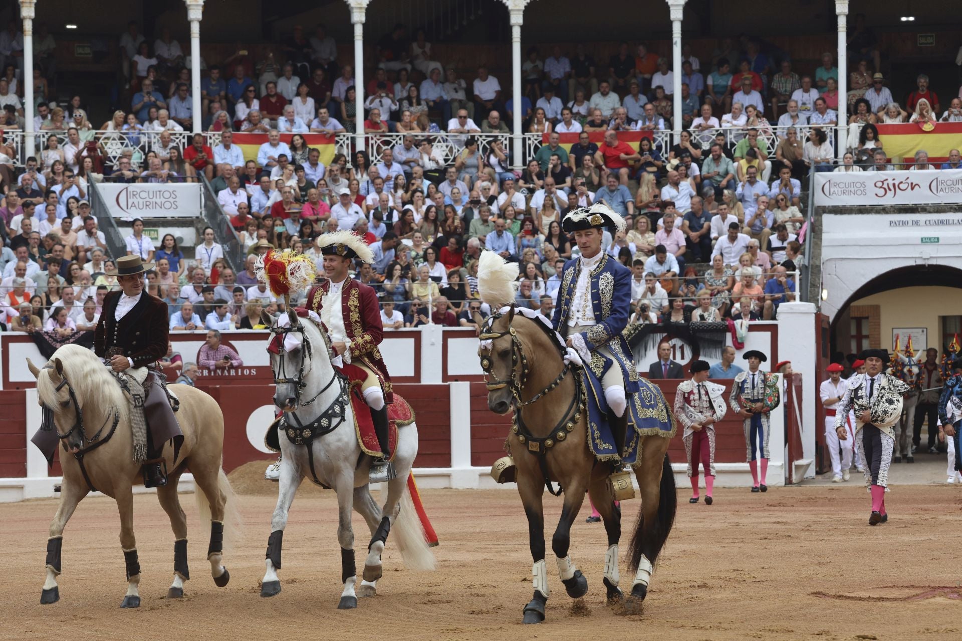 Tarde de rejones en la Feria taurina de Begoña en Gijón