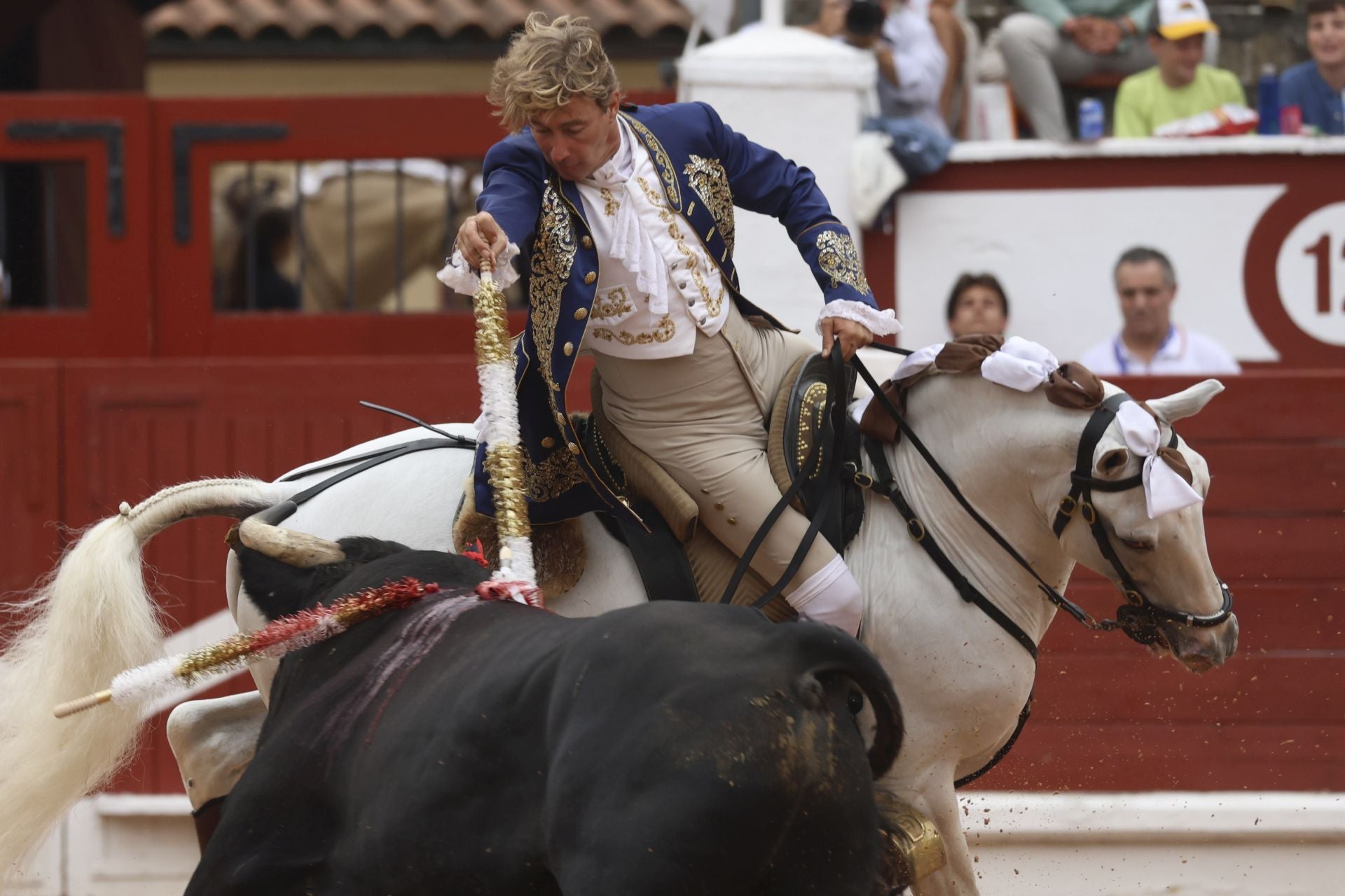 Tarde de rejones en la Feria taurina de Begoña en Gijón