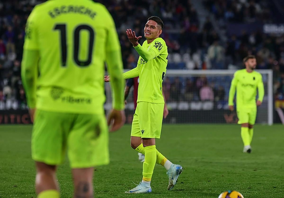 El atacante colombiano, el curso pasado, en un partido con el Cartagena.