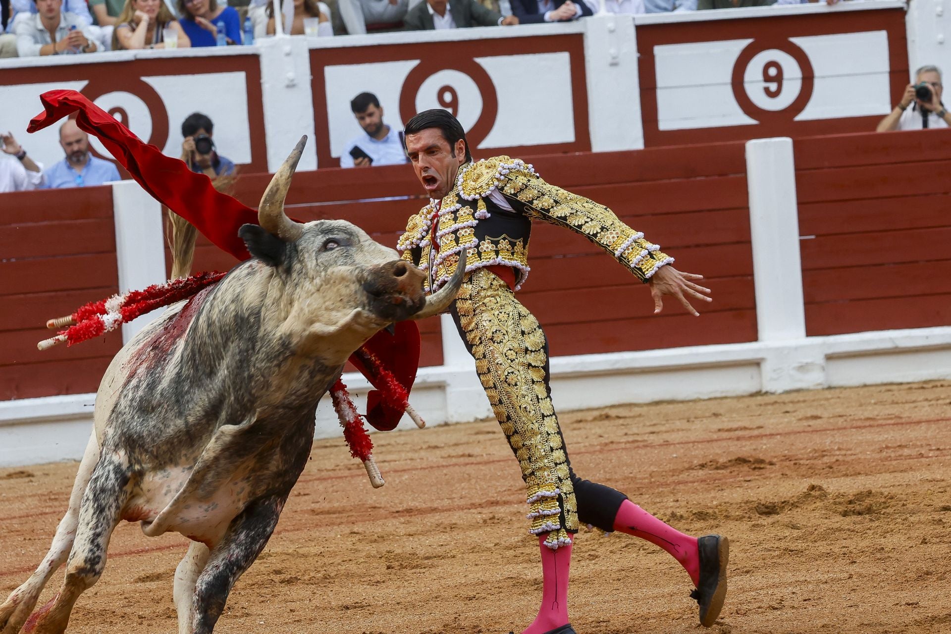 Tercera tarde de toros en la Feria de Begoña de Gijón