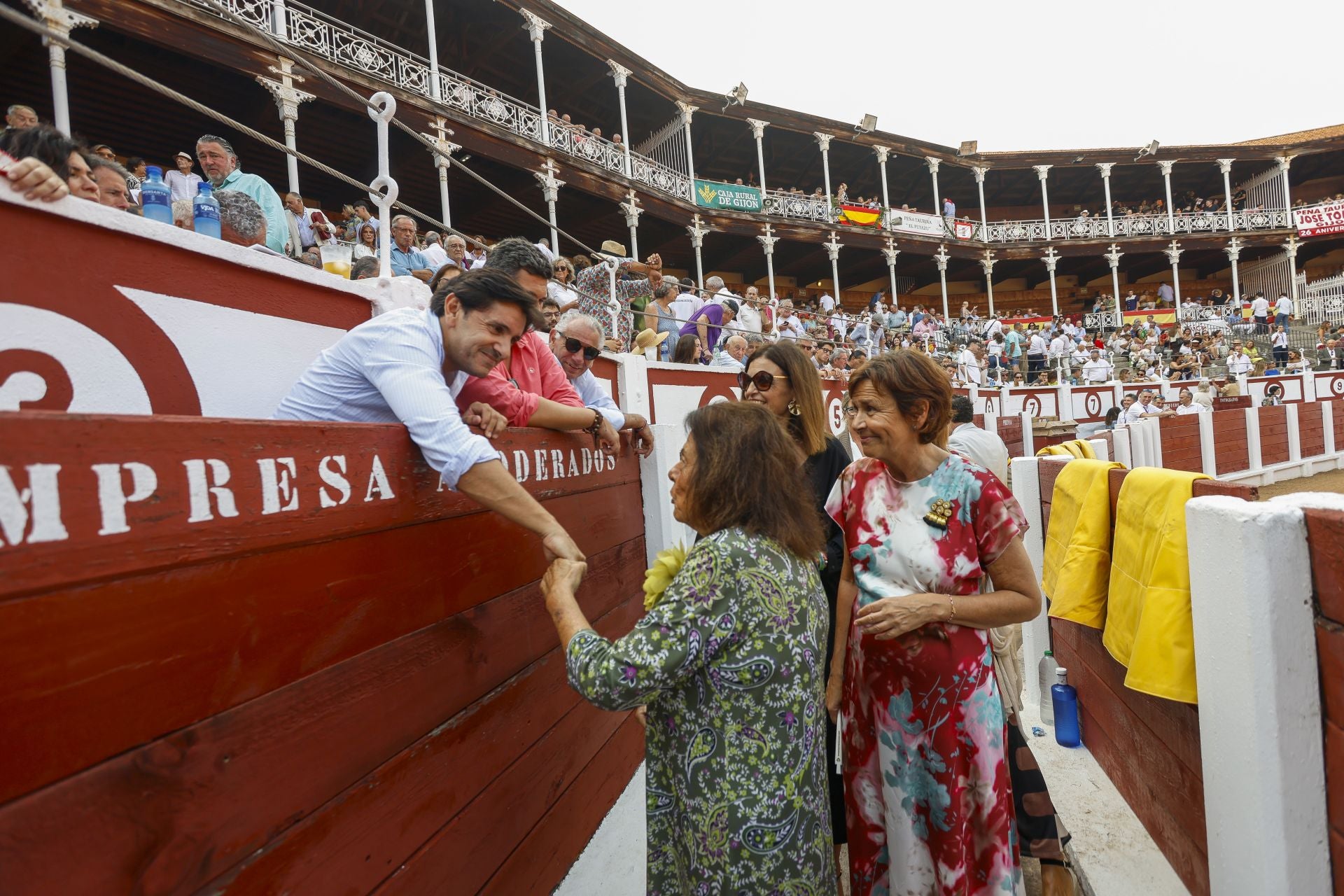 Tercera tarde de toros en la Feria de Begoña de Gijón