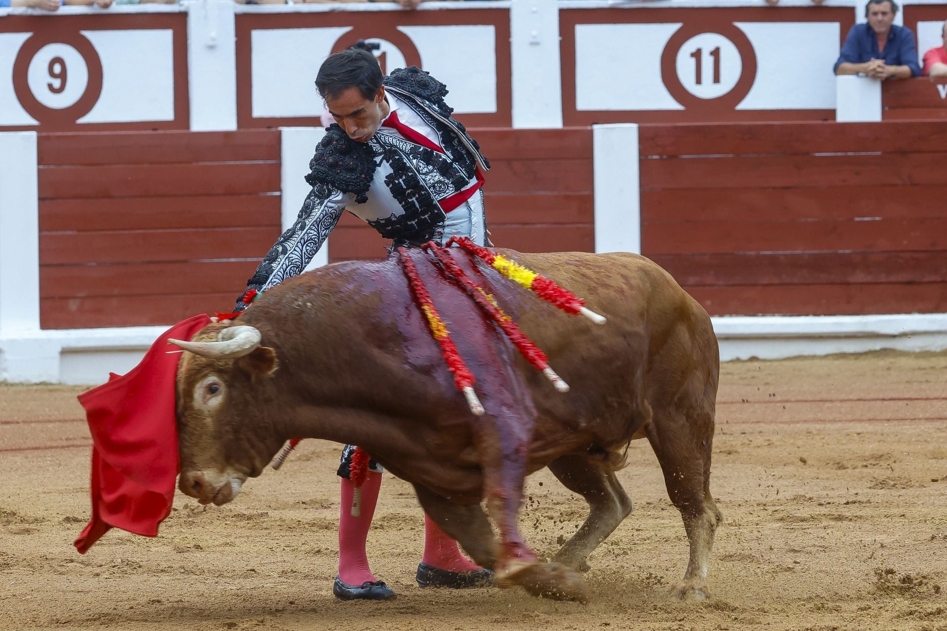 La cuarta de la Feria de Begoña de Gijón, con Fortes, Ortega y Roca Rey