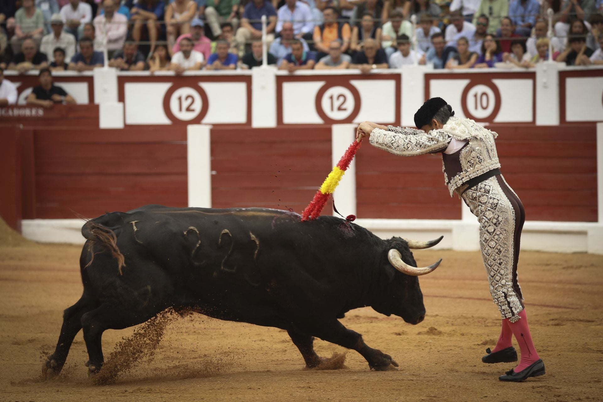 La cuarta de la Feria de Begoña de Gijón, con Fortes, Ortega y Roca Rey