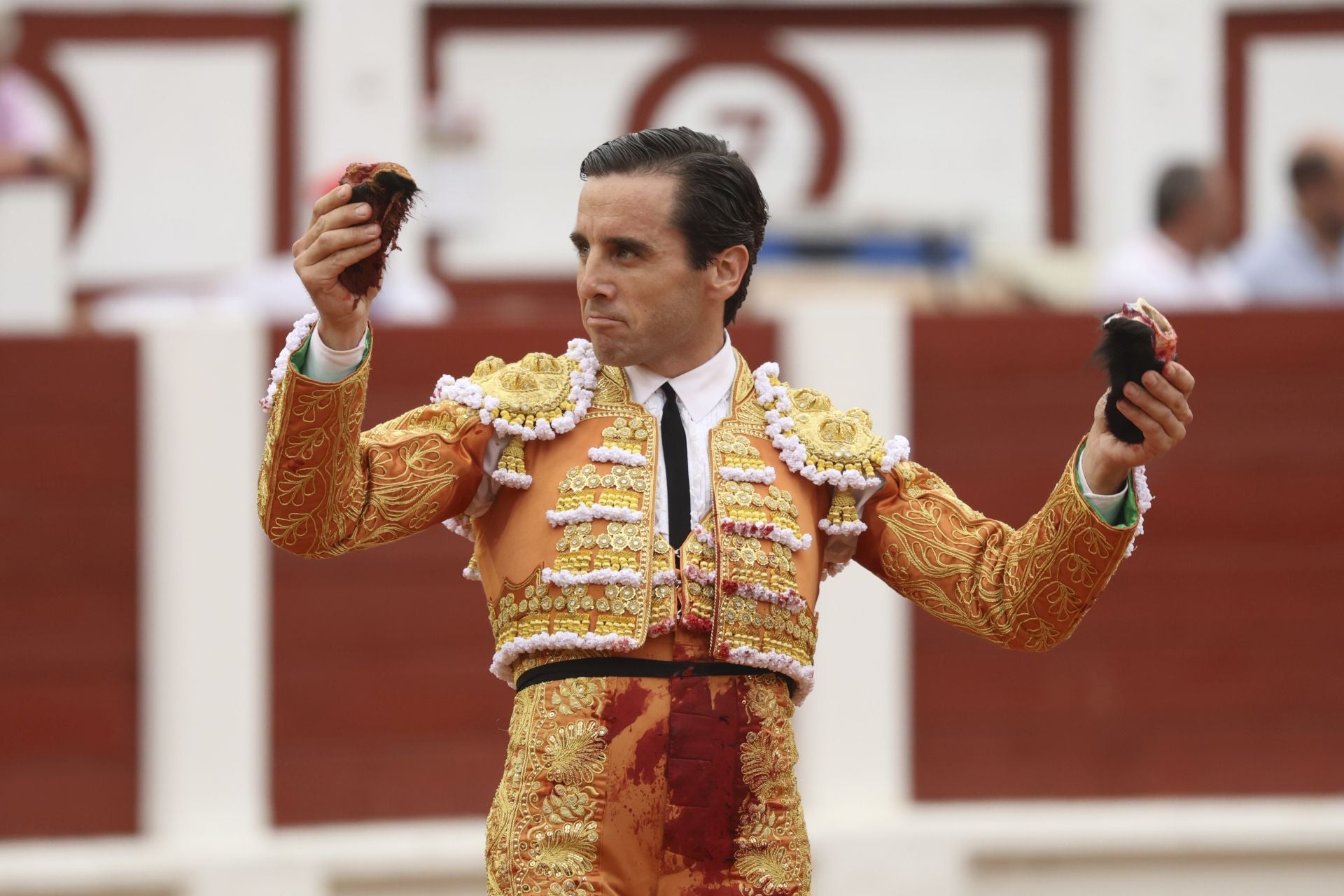 La cuarta de la Feria de Begoña de Gijón, con Fortes, Ortega y Roca Rey