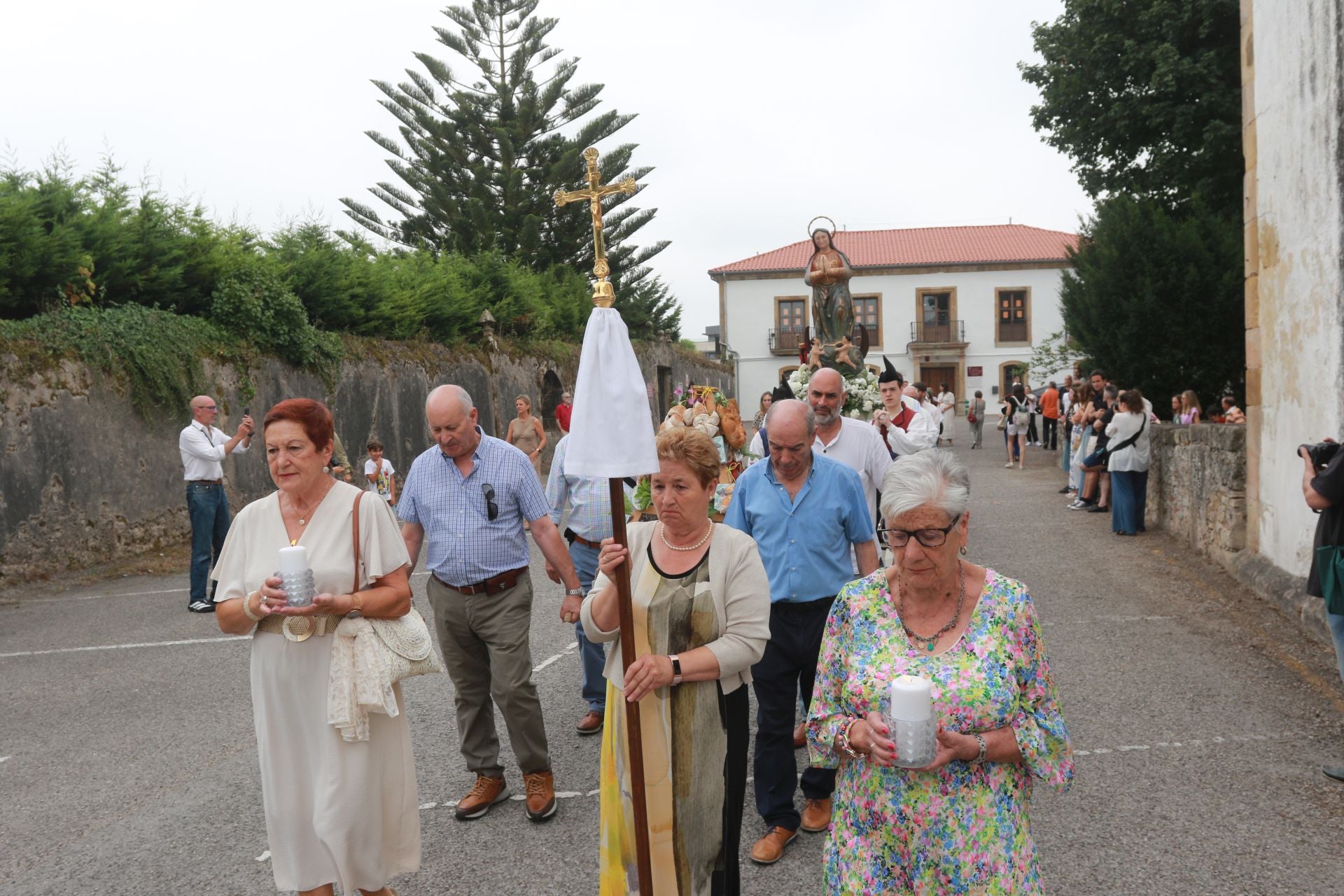 Contrueces honra a la primitiva patrona de Gijón