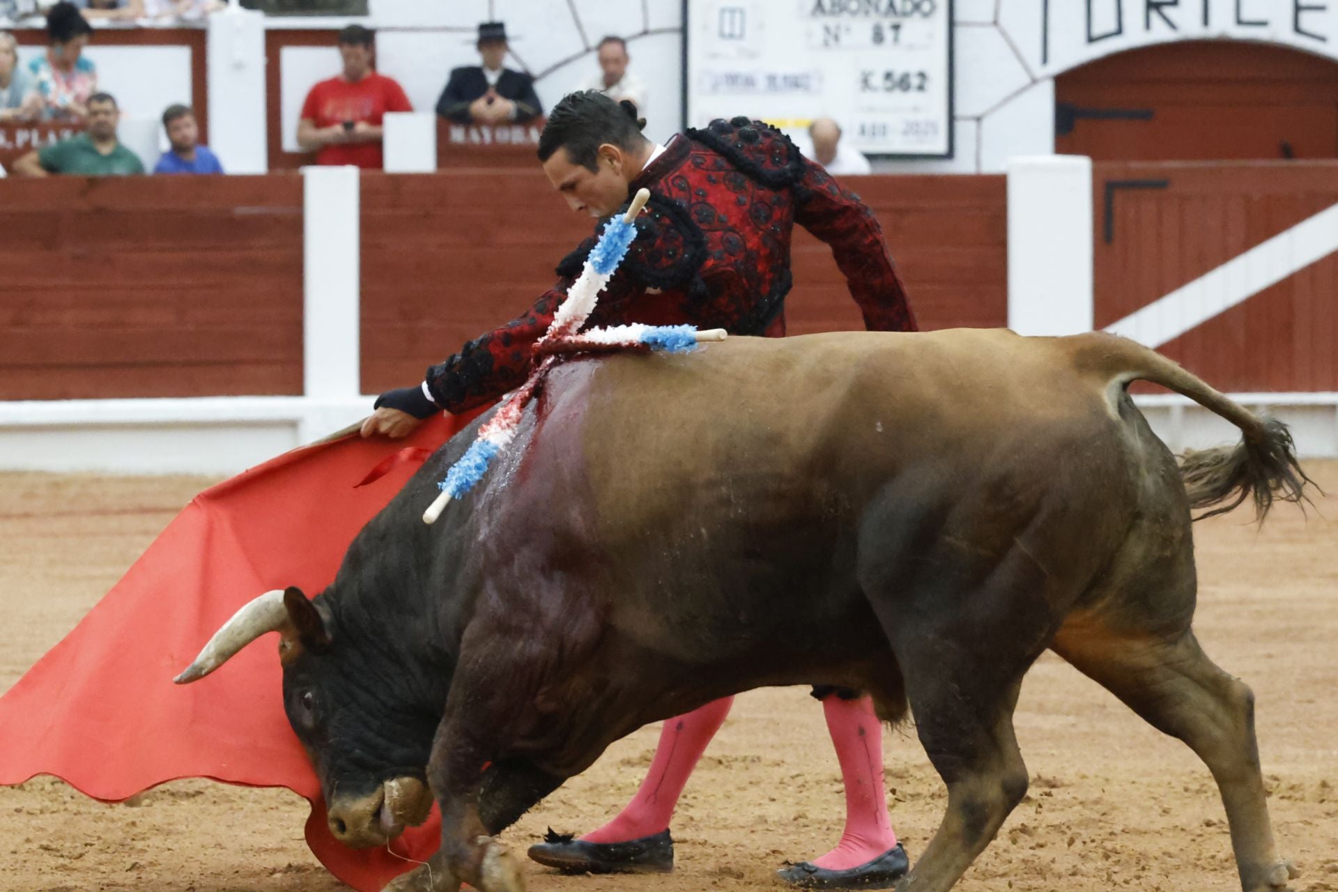 Último día de Feria taurina en Gijón: Manzanares y Talavante triunfan en El Bibio