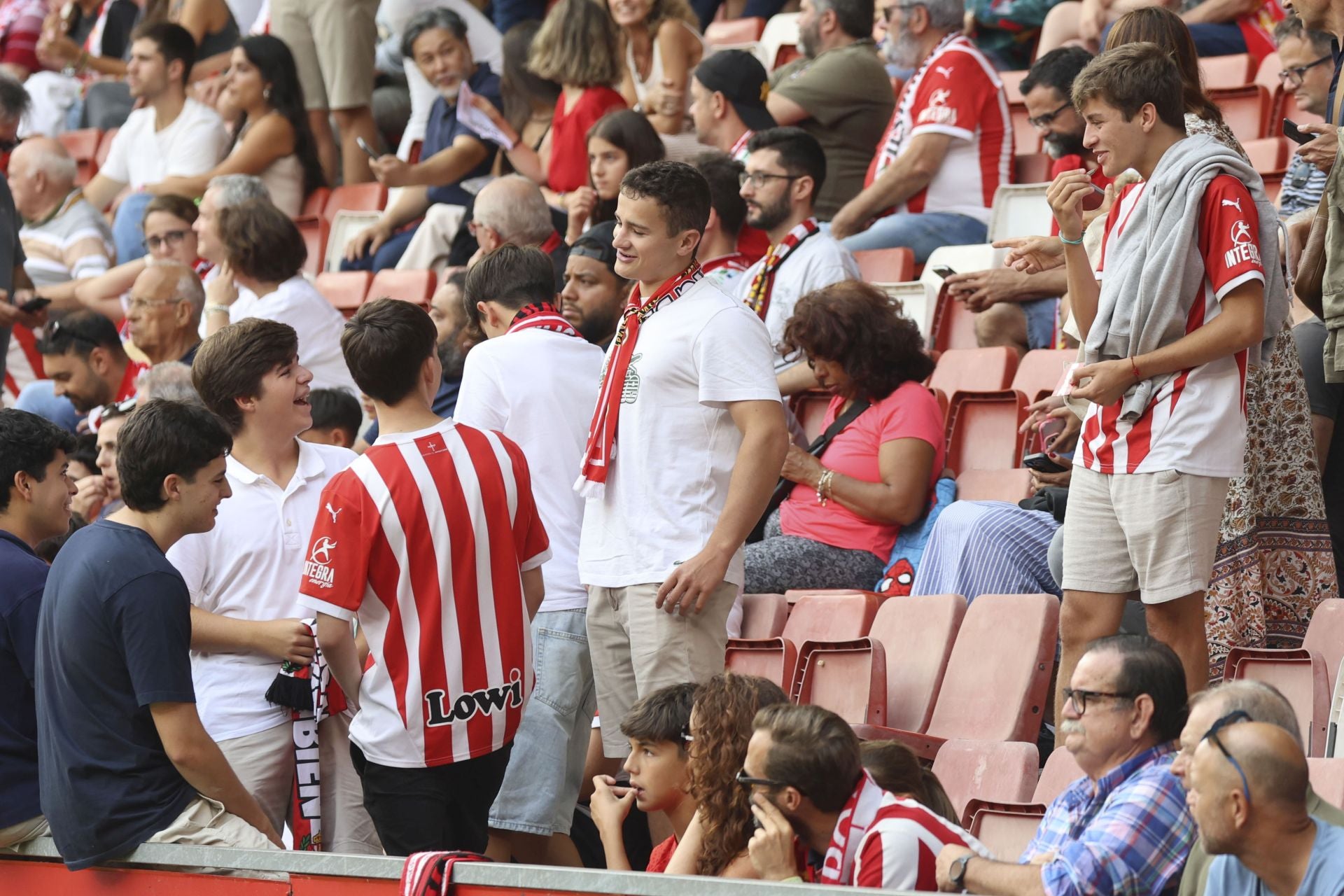 ¿Estuviste en el Sporting de Gijón - Córdoba? ¡Búscate!