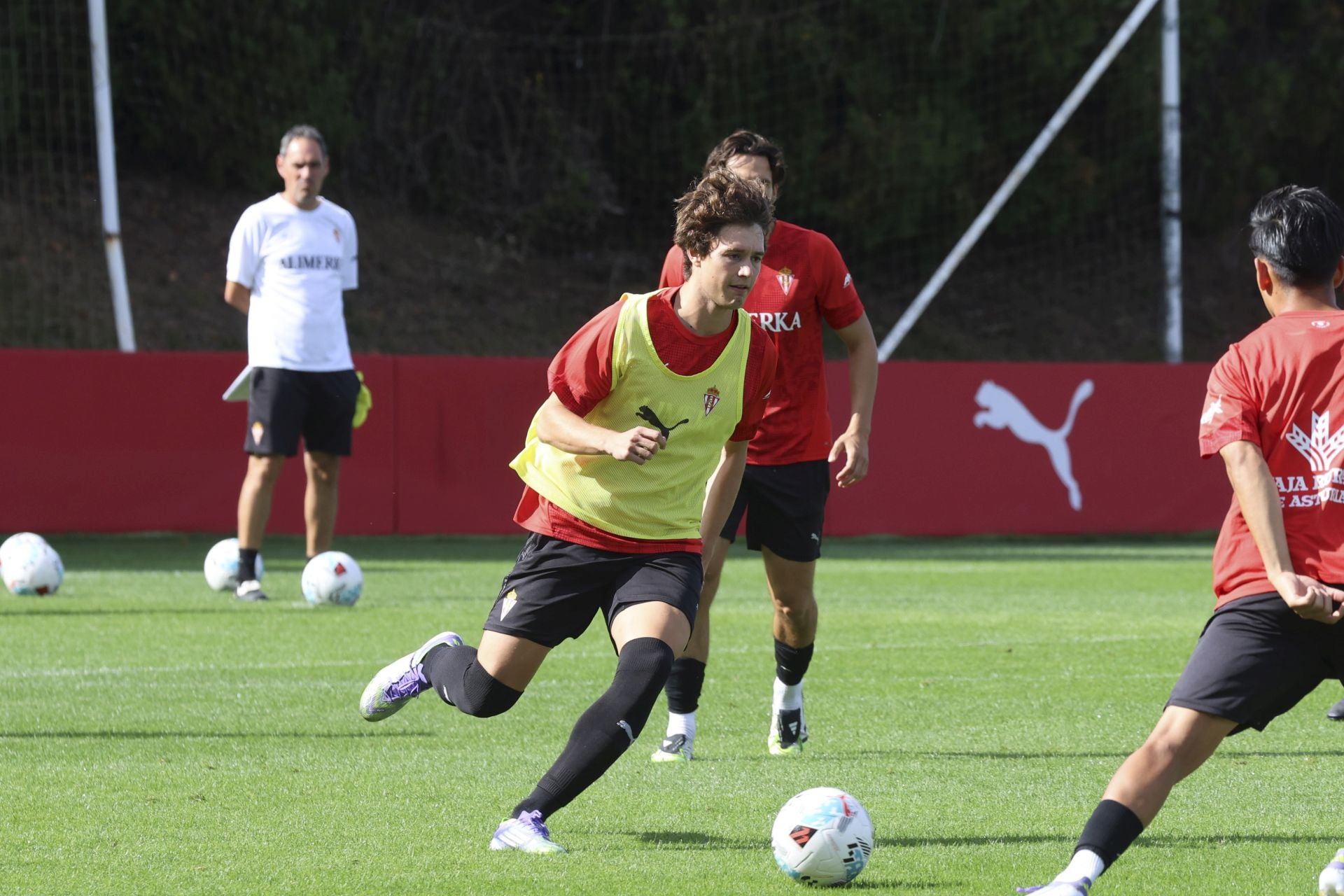 El entrenamiento del Sporting de Gijón del 20 de agosto en imágenes