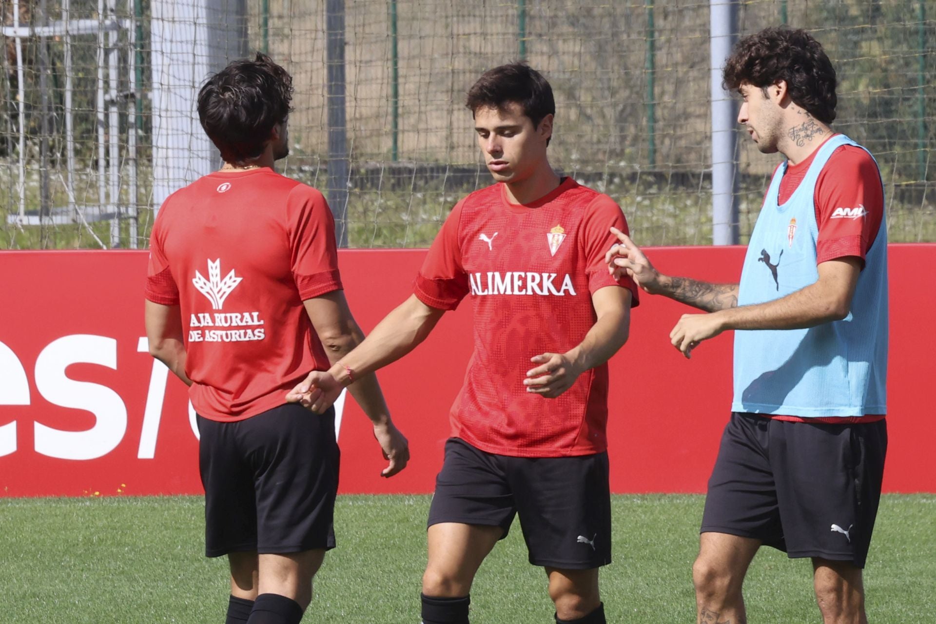 El entrenamiento del Sporting de Gijón del 20 de agosto en imágenes