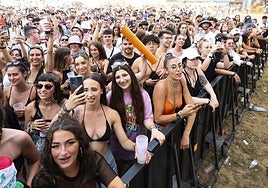 Ambiente en un pasada edición del festival Riverland de Arriondas.